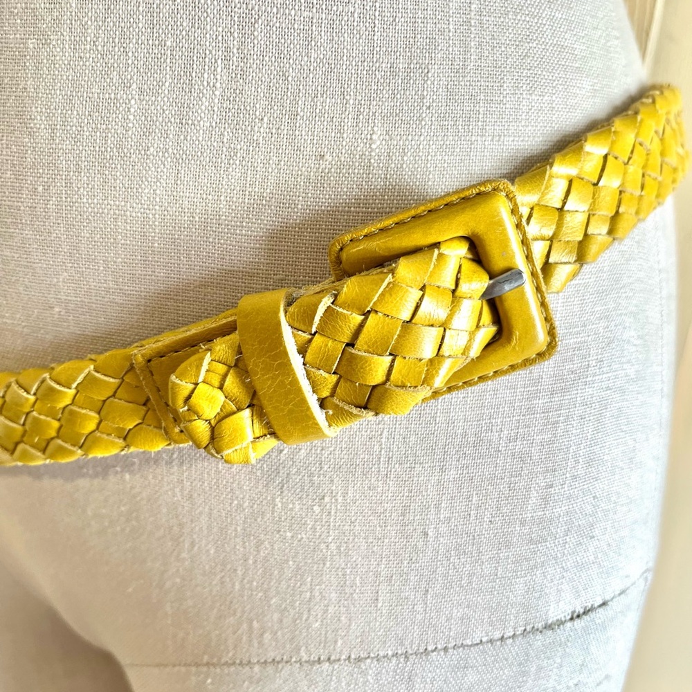 Hobo woven leather belt - like new